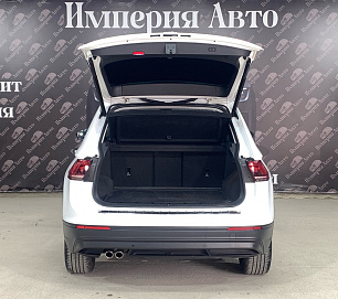 Volkswagen Tiguan, 2019г, передний привод, робот