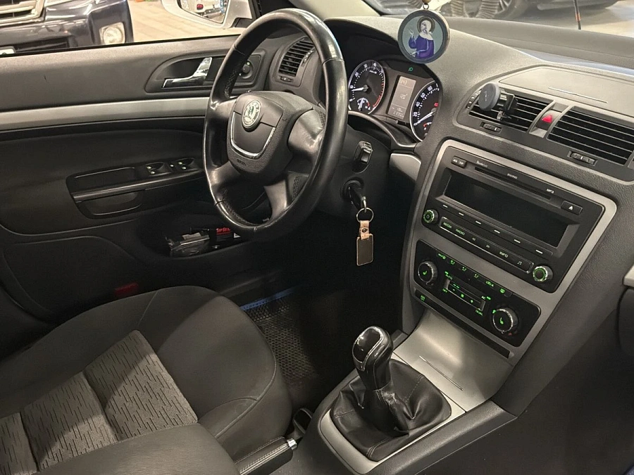 Skoda Octavia, 2012г., передний привод, механика
