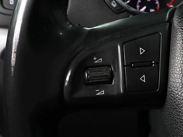 Skoda Yeti, 2013г, передний привод, робот