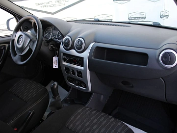 Renault Logan, 2013г, передний привод, механика