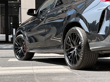 BMW X6, 2023г, полный привод, автомат