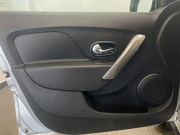 Renault Sandero, 2018г, передний привод, автомат