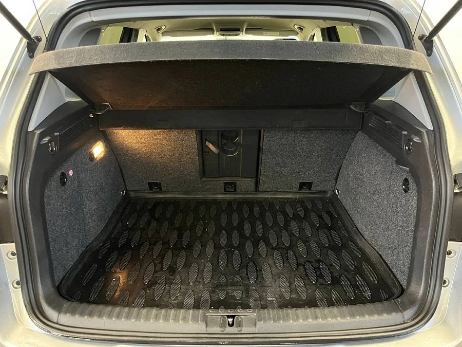 Volkswagen Tiguan, 2012г., полный привод, автомат