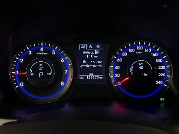 Hyundai i40, 2015г, передний привод, автомат