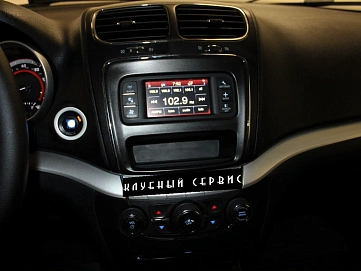 Dodge Journey, 2011г, передний привод, автомат