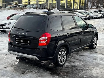 Lada (ВАЗ) , 2023г., передний привод, механика