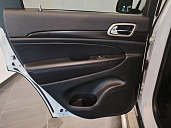 Jeep Grand Cherokee, 2013г., передний привод, автомат