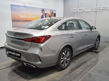Changan Eado Plus, 2023г, передний привод, робот