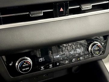 Mitsubishi Outlander, 2023г, передний привод, вариатор