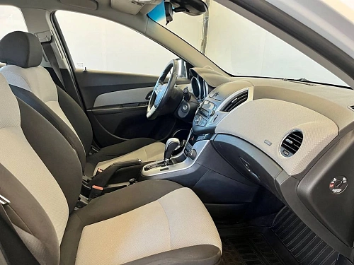 Chevrolet Cruze, 2013г, передний привод, автомат