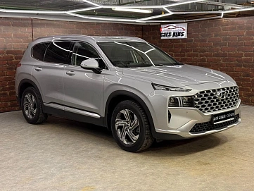 Hyundai Santa Fe, 2021г, полный привод, робот