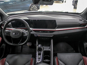 Geely Coolray, 2023г, передний привод, робот