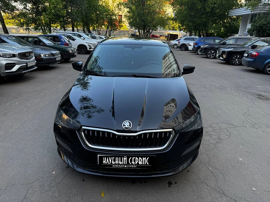 Skoda Rapid, 2020г., передний привод, робот