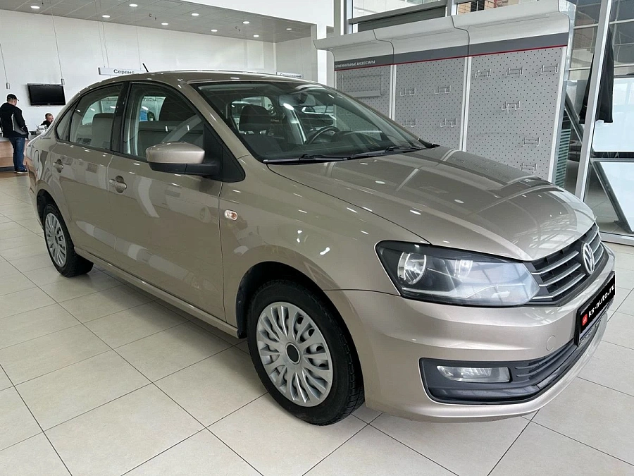 Volkswagen Polo, 2016г., передний привод, автомат
