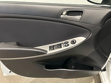 Hyundai Solaris, 2016г, передний привод, автомат