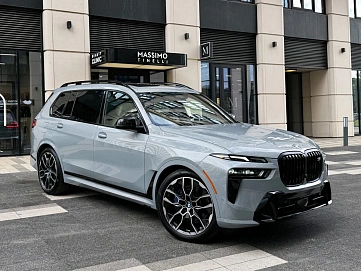 BMW X7, 2025г, полный привод, автомат