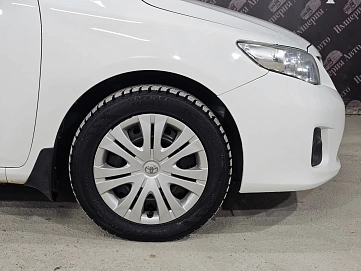 Toyota Corolla, 2011г., передний привод, автомат