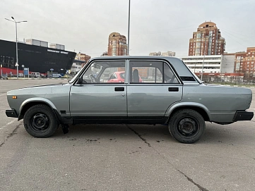 Lada (ВАЗ) 2107, 2011г, задний привод, механика