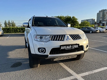 Mitsubishi Pajero Sport, 2011г, полный привод, автомат