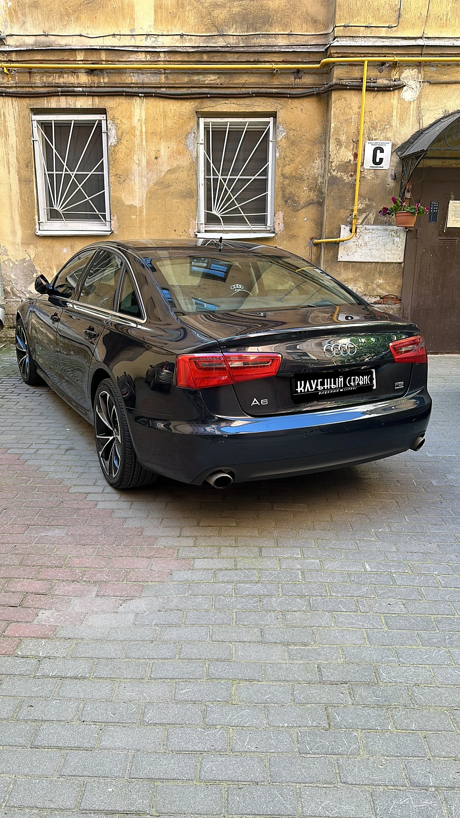 Audi A6, 2012г., полный привод, робот