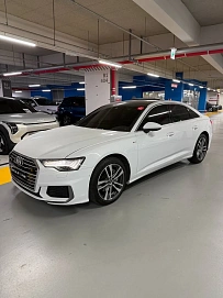 Audi A6, 2023г, полный привод, робот