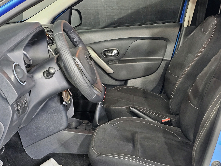 Renault Sandero, 2016г., передний привод, механика