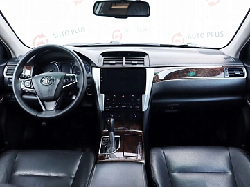 Toyota Camry, 2016г, передний привод, автомат