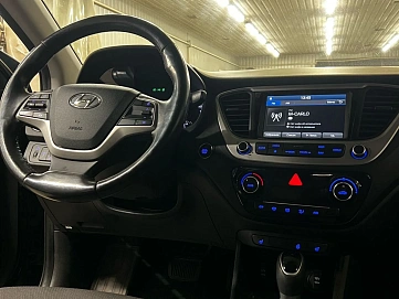 Hyundai Solaris, 2017г, передний привод, автомат