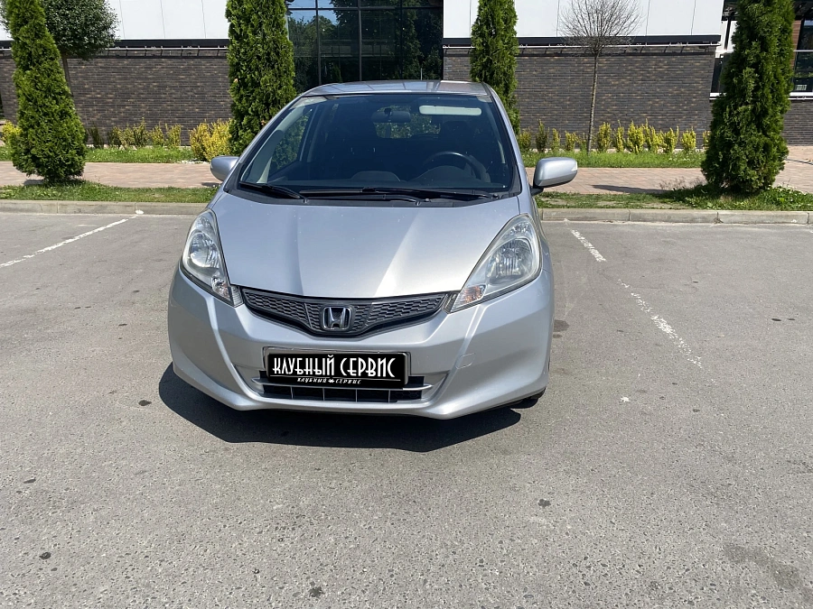 Honda Jazz, 2011г., передний привод, механика