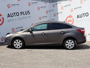 Ford Focus, 2013г, передний привод, механика