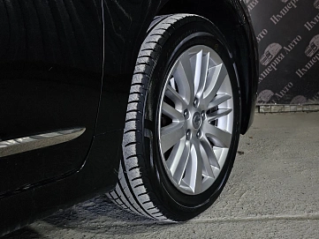 Nissan Teana, 2011г., передний привод, вариатор