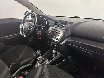 Kia Rio, 2015г, передний привод, механика