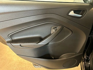 Ford Kuga, 2018г, передний привод, автомат