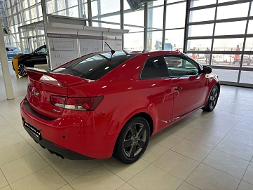 Kia Cerato, 2010г, передний привод, автомат