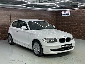 BMW 1 серии, 2011г, задний привод, автомат