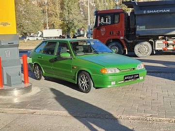 Lada (ВАЗ) 2114, 2006г, передний привод, механика