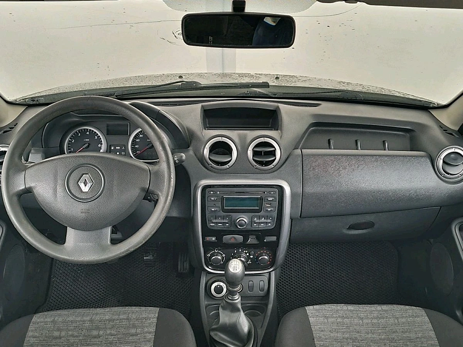 Renault Duster, 2012г., передний привод, механика