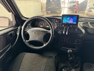 Chevrolet Niva, 2006г, полный привод, механика