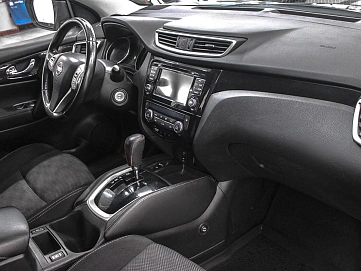 Nissan Qashqai, 2016г, передний привод, вариатор