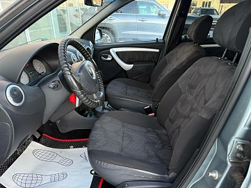 Renault Logan, 2011г, передний привод, автомат