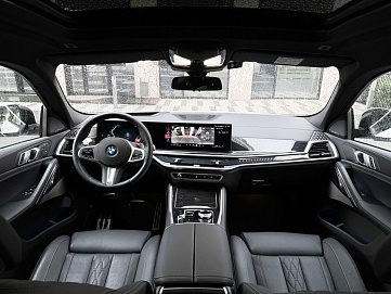 BMW X6, 2024г, полный привод, автомат