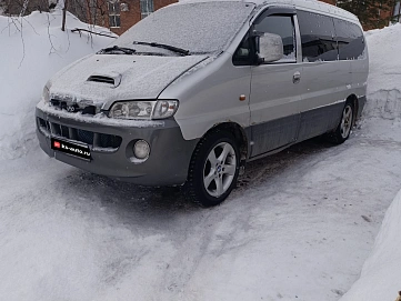 Hyundai Starex, 2002г, задний привод, автомат