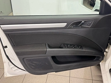 Skoda Superb, 2013г, передний привод, робот