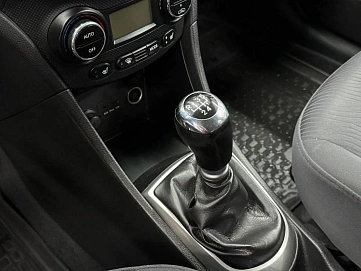 Hyundai Solaris, 2013г, передний привод, механика