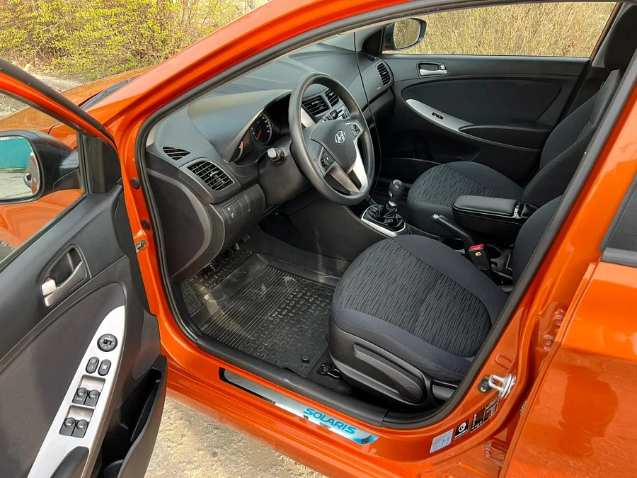 Hyundai Solaris, 2014г., передний привод, механика