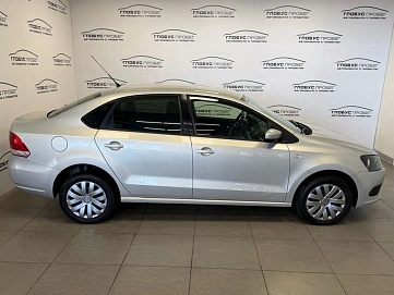 Volkswagen Polo, 2012г, передний привод, механика