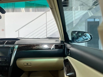 Toyota Camry, 2015г, передний привод, автомат