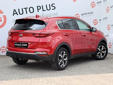 Kia Sportage, 2021г, передний привод, автомат