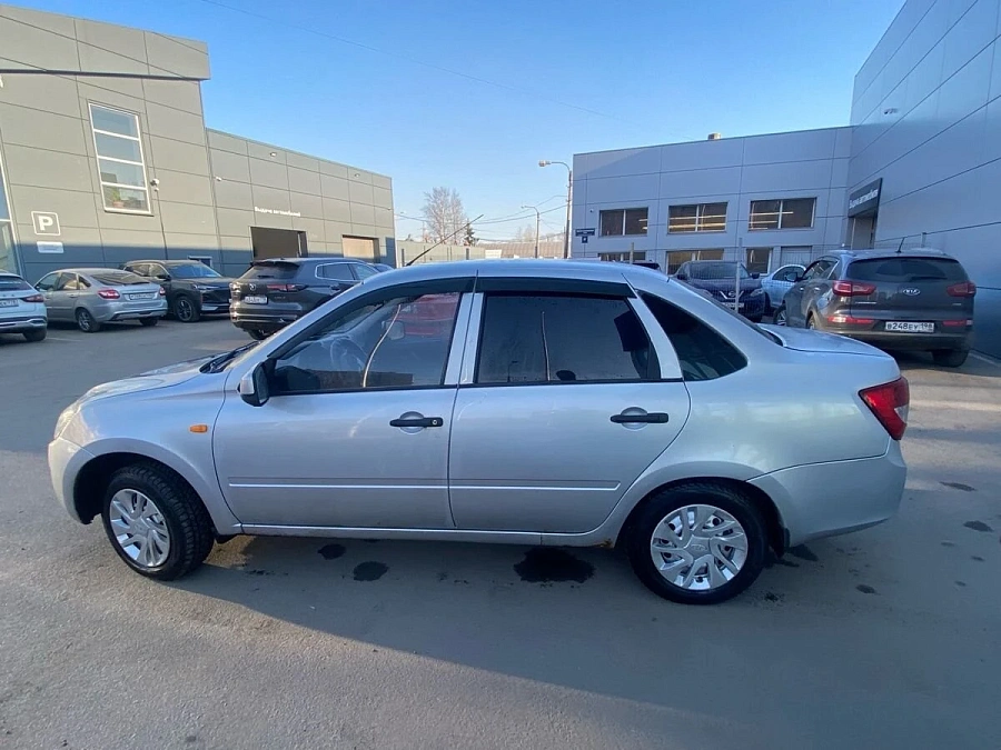 Lada (ВАЗ) Granta, 2014г., передний привод, механика