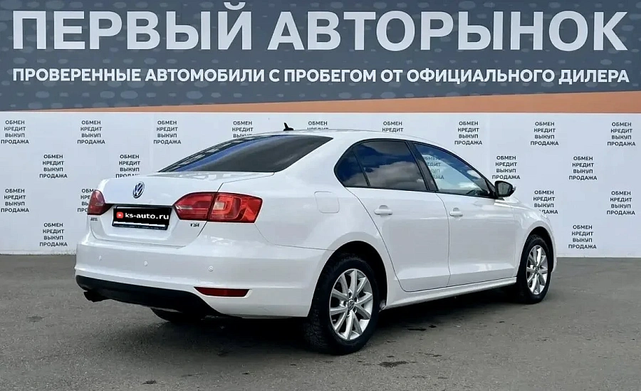 Volkswagen Jetta, 2013г., передний привод, автомат